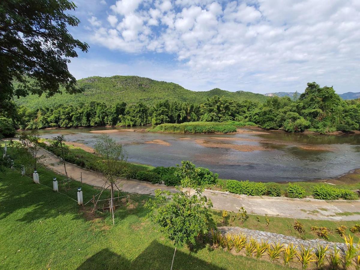 Aekpailin River Kwai Resort Kanchanaburi Esterno foto