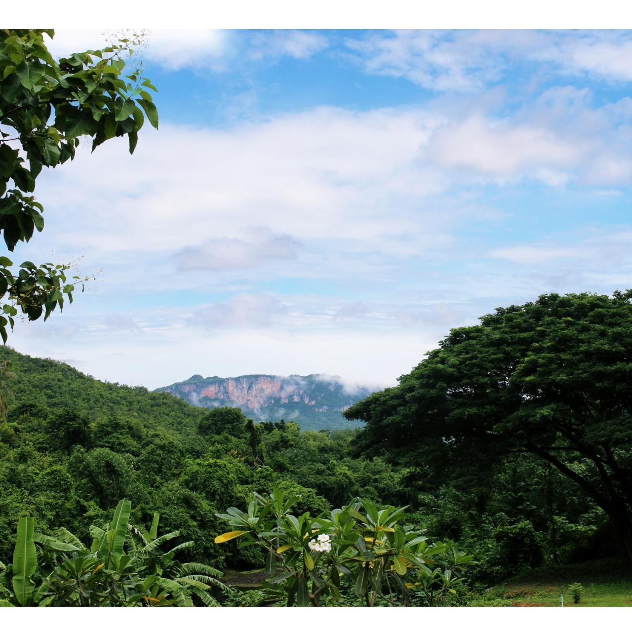 Aekpailin River Kwai Resort Kanchanaburi Esterno foto